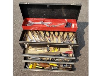 Craftsman Locking Tool Box Filled With Large Collection Of Tool