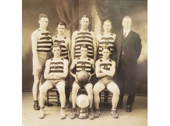 1927 Congos Basketball Team Photo 8x10