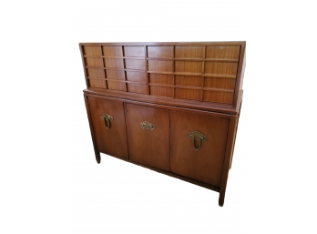 Mid-Century Martinsville Dresser With Interior Green Drawers - Fabulous!
