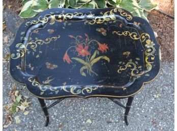 Beautiful Vintage Tole Tray Table