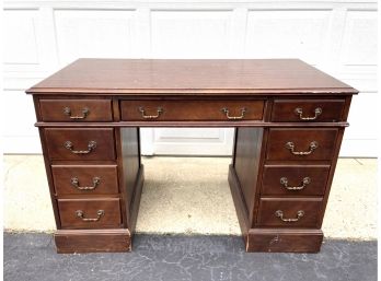 Jamestown Table Company Vintage Utive Desk