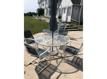 Standard Size Round  Outdoor Patio Table With Four (4) Chairs &  Umbrella