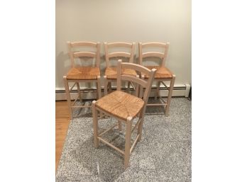 E9 Set Of 4 Italian Kitchen Stools With Rush Seats, Fits Great On A Kitchen Island