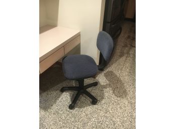E1 Nice Rolling Office Chair
