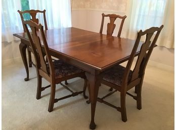 Beautiful Cherry Dining Room Table With 4 Chairs