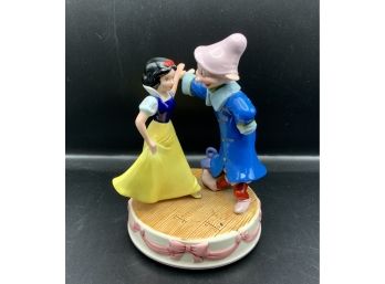 Schmid Snow White And Dopey Music Box