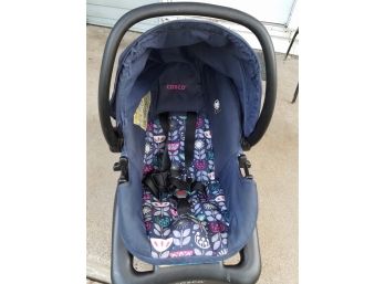 Cosco Baby Car Seat With Base