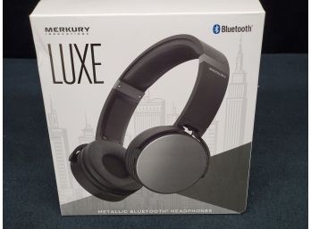 Brand New Merkury Innovations Luxe Bluetooth Metallic Blue Head Phones