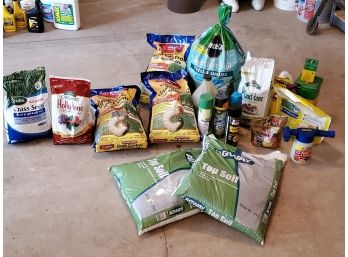 Mixed Lot Of Home And Lawn Care, Miracle Grow, Top Soil, Grass Seed And More
