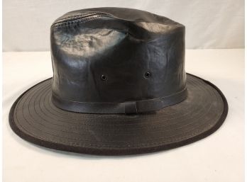 Byrnes And Baker Genuine Leather Size Large Black Hat