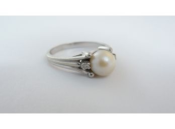Pearl & Diamond 14K White Gold Ring Size 5 3/4