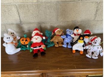 Ty Beanie Babies Collection - Miscellaneous Christmas/Holiday Lot