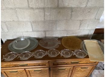 Lot Of Glass Fish Plates (13)
