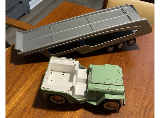 Vintage Toy Tonka Jeep And Car Carrier