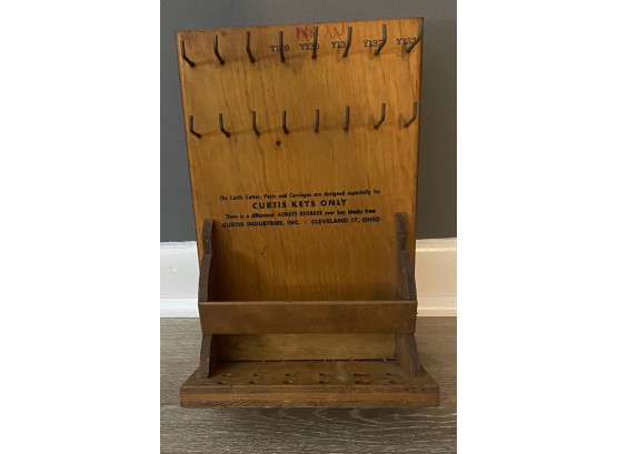 Vintage Curtis Industries Wood Key Holder