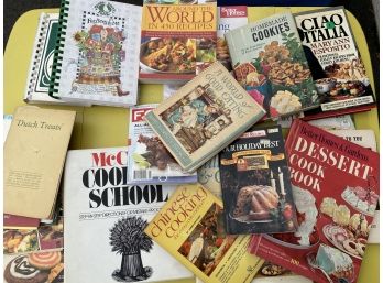 Vintage Lot Of Cookbooks