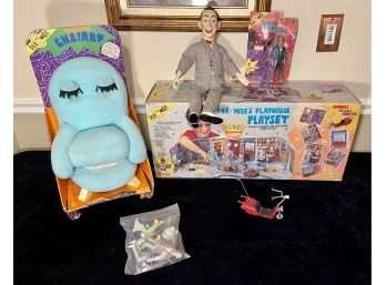 New In Box Pee Wee Herman Playhouse Play Set Plus Many Additional Pee Wee Collectable Pieces