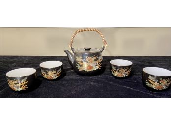 Japanese Teapot And Four Cups