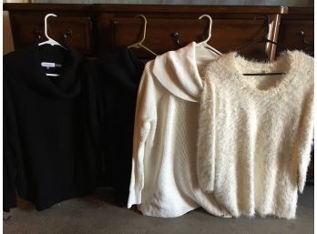 4 Fabulous Sweaters In Black And Cream - Size Large