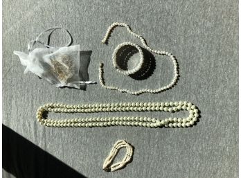 Jewelry Lot 3 - Pearls