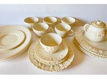 Vintage Wedgwood Embossed Queen’s Warf & Edme Patterns, England, 17 Pieces