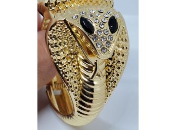 Crystal Double Snake Head Bracelet In Gold Tone
