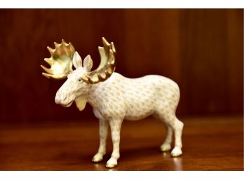 Herend Hungary Porcelain Moose (RETAIL $660)
