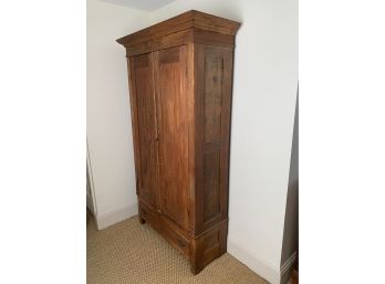 Antique Barlow & Kent Co. (Ohio) Oak Wardrobe In Dry Finish