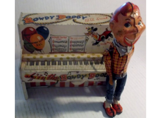 Vintage Tin Wind-Up Howdy Doody' Bob Smith Animated Piano Music Box