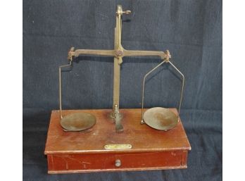 Great Small Size De Grave Antique Apothecary Or Gold Scale
