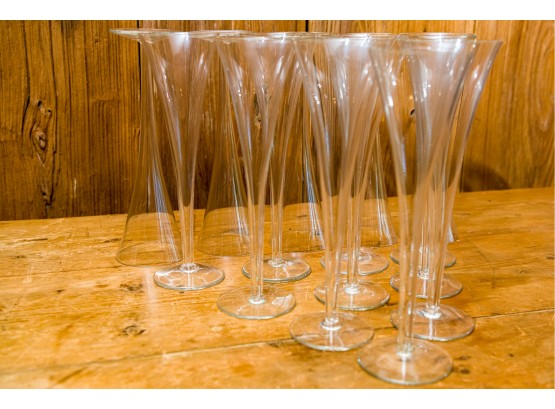 Delicate Crystal Champagne Flutes