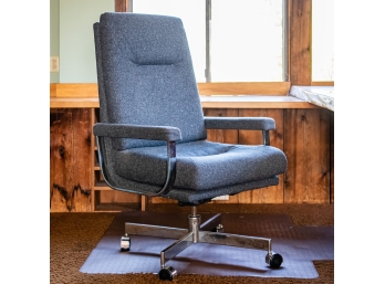 Executive Desk Chair In Gray Flannel