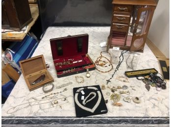 Nice Lot Of  Jewelry Some Marked Sterling/925- Some New In Original Package - Some Gold Tone See Pics