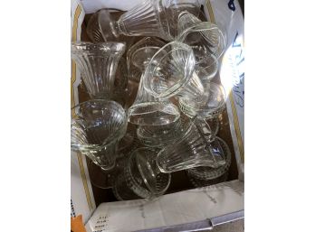 Huge Lot Of 1960s Clear Glass Jello/pudding Dessert Glasses Of The Good Ole Days