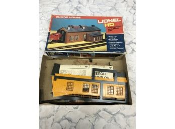 New Old Stock Lionel HO Engine House Building Kit (#5-4553)