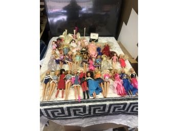 Giant Lot Of 30+ Vintage BARBIE DOLLS Many Say 1966 And I Think One Or Two Are The Original Butt Stamped Dolls
