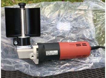 BRAND NEW - FLEX 5' Compact Single Speed Wet Polisher  - NEW IN BOX - New Retail $415 - NEVER USED