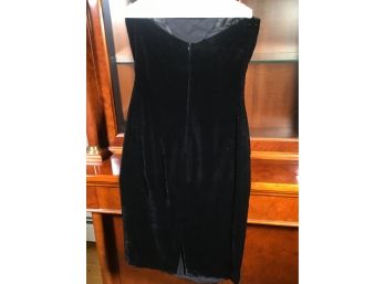 INCREDIBLE Vintage GUCCI Velvet ' Little Black Dress ' AMAZING PIECE - Looks NEW ! - 42 Euro /  Size L