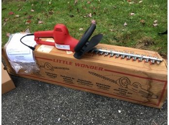 BRAND NEW In Box LITTLE WONDER 19' Double Edge Electric / Hedge Trimmer - Paid $295 NEVER USED