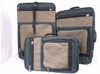 3 Piece American Tourister Nesting Suitcase Set