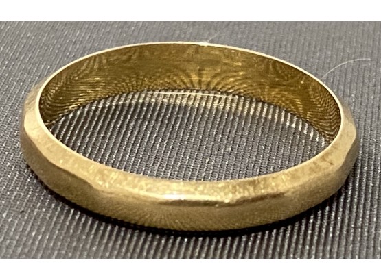 14 Karat Gold Band Size 9 (3.4 G)