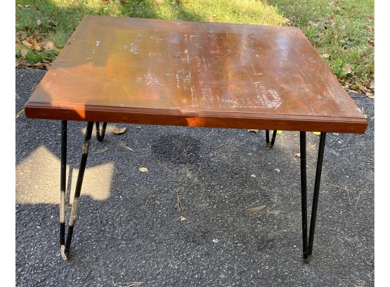 Small Wood Table With Iron Legs