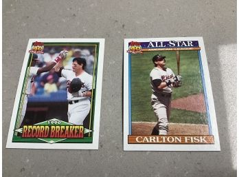 Carlton Fisk Lot Of 2 Baseball Cards