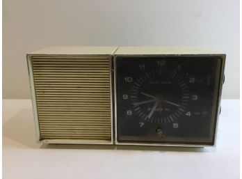 Philco Clock Radio