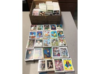 Huge Lot Of Mix TOPPS Baseball Cards
