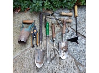Garden Tools Lot 1