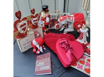 Valentine's Day Decor Lot Featuring Annalee Elephant
