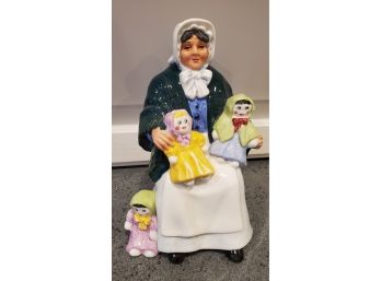 Vintage Royal Doulton Figurine The Raf Doll Seller Hn2944