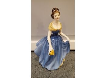 Vintage Royal Doulton Figurine Melanie Hn2271