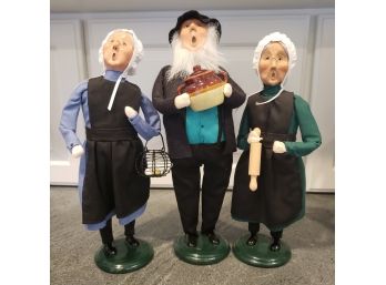 Byers Choice Ltd - Signed By The Artist - Amish Carolers